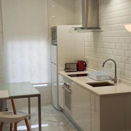 Apartamentos Marina Beach Valencia Exteriör bild